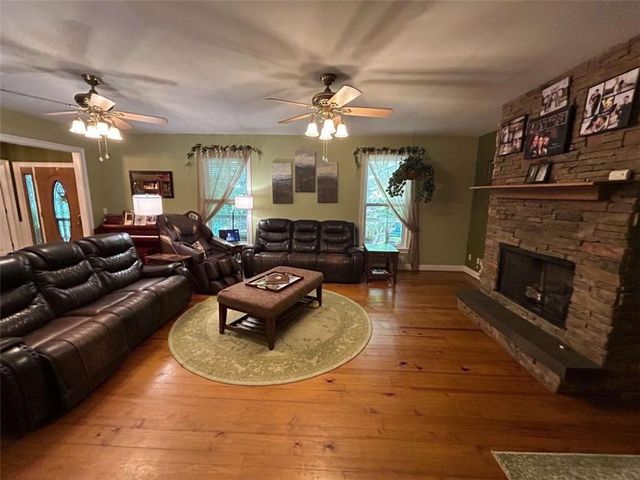 45 River Chase, Hoschton, GA 30548