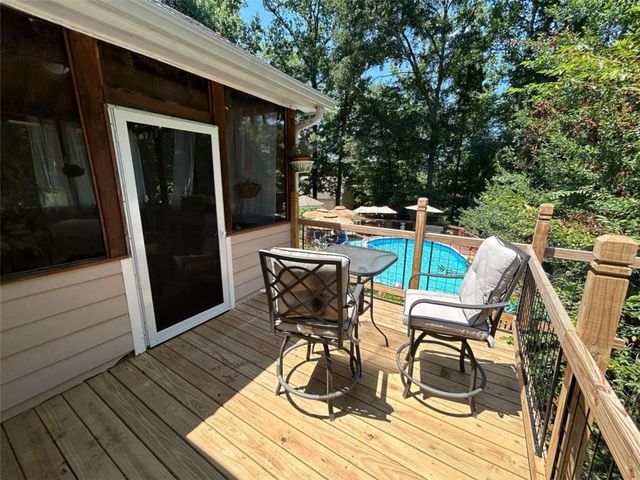 45 River Chase, Hoschton, GA 30548