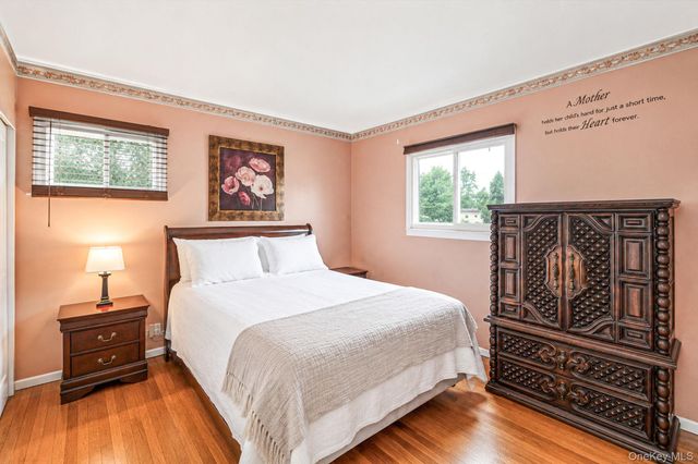 17 Liberty Avenue, Selden, NY 11784