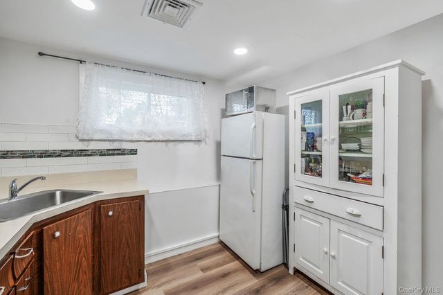 17 Liberty Avenue, Selden, NY 11784