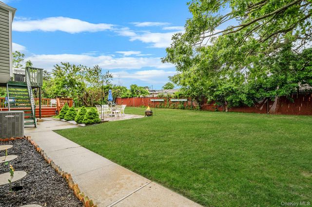 17 Liberty Avenue, Selden, NY 11784