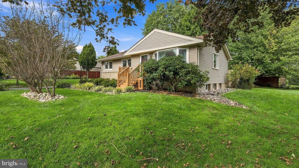 91 TAIFER AVE, DOYLESTOWN, PA 18901 — exterior