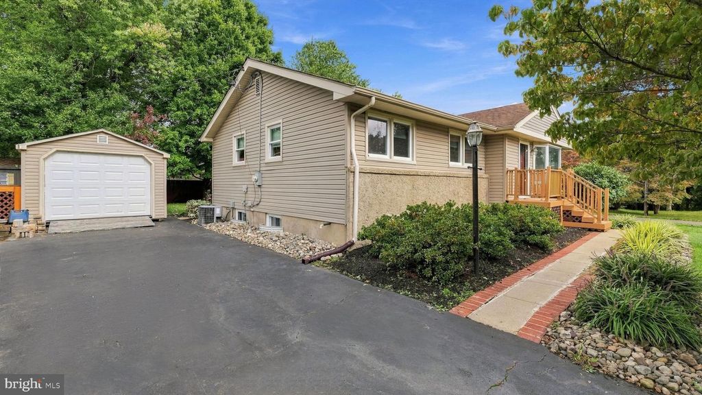 91 TAIFER AVE, DOYLESTOWN, PA 18901 — photo 5