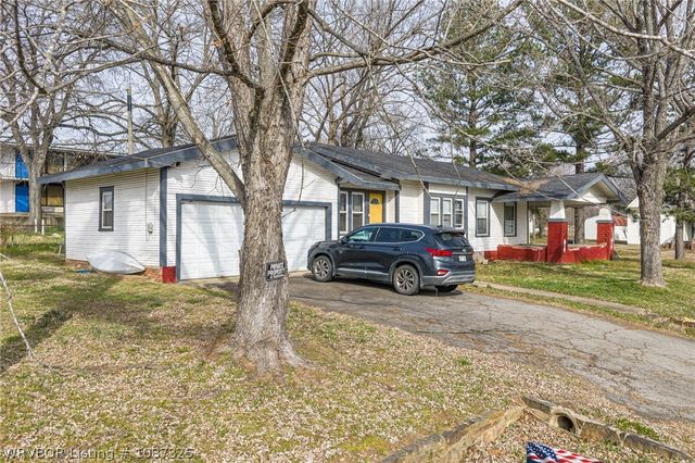 290 E 4th Street, Booneville, AR 72927