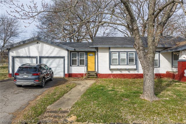 290 E 4th Street, Booneville, AR 72927