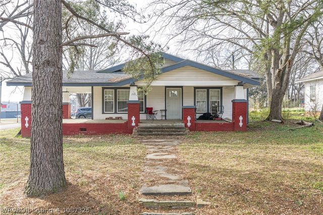 290 E 4th Street, Booneville, AR 72927
