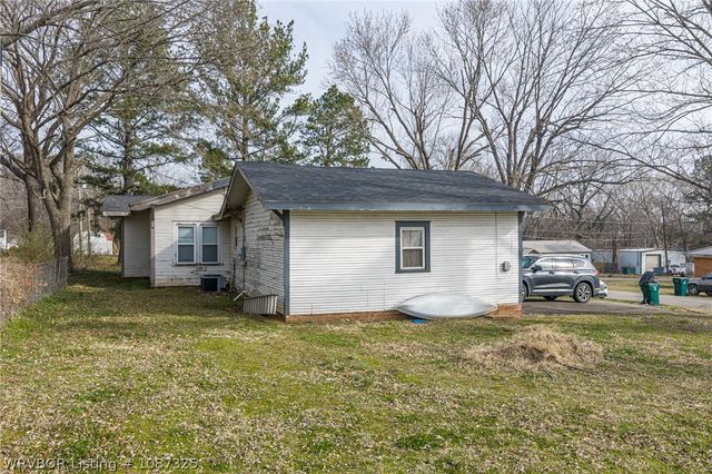 290 E 4th Street, Booneville, AR 72927