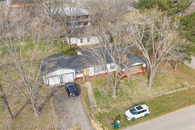 290 E 4th Street, Booneville, AR 72927