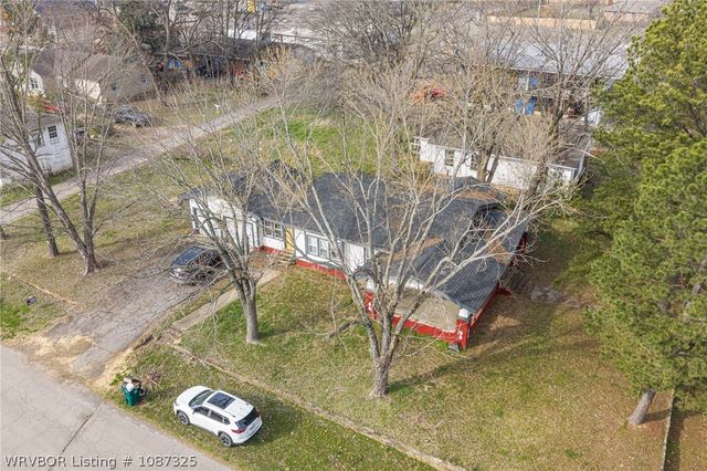 290 E 4th Street, Booneville, AR 72927