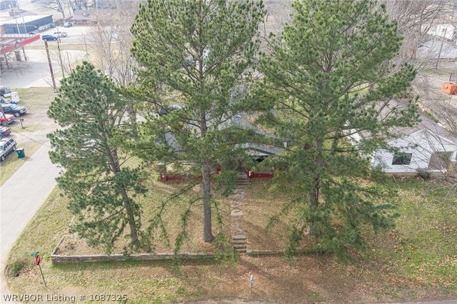 290 E 4th Street, Booneville, AR 72927