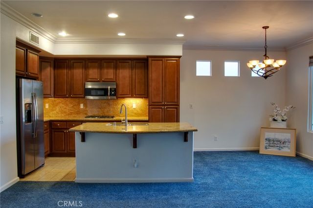 8807 Cuyamaca, Corona, CA 92883
