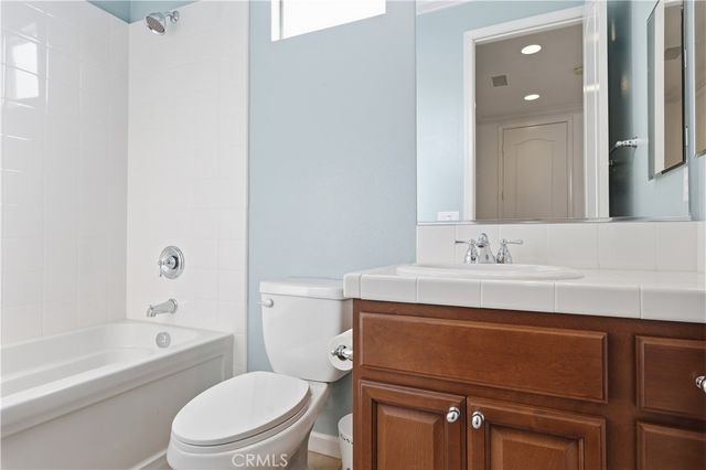 8807 Cuyamaca, Corona, CA 92883