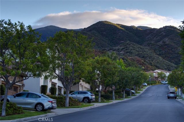 8807 Cuyamaca, Corona, CA 92883