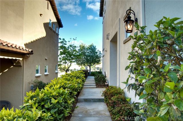 8807 Cuyamaca, Corona, CA 92883