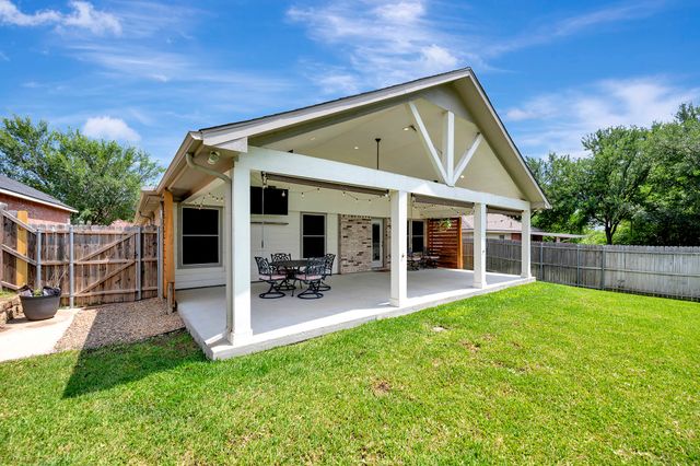 3209 Clydesdale Drive, Denton, TX 76210