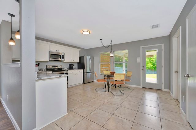 3209 Clydesdale Drive, Denton, TX 76210