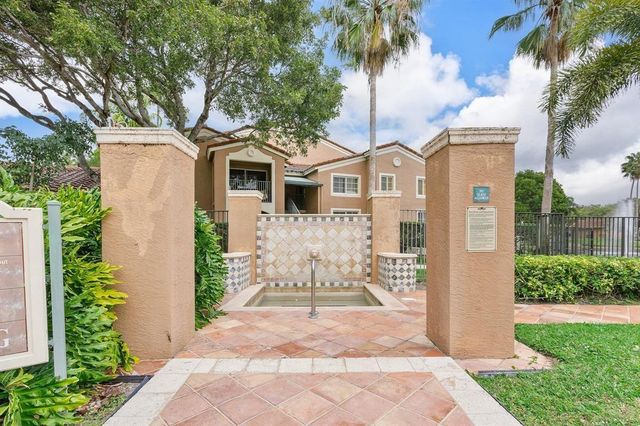 4824 N State Road 7 9207, Coconut Creek, FL 33073