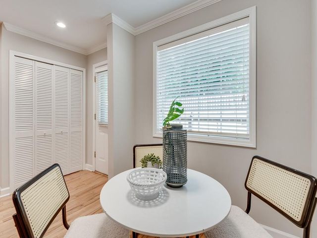 2232 Dunseath Avenue NW 414, Atlanta, GA 30318
