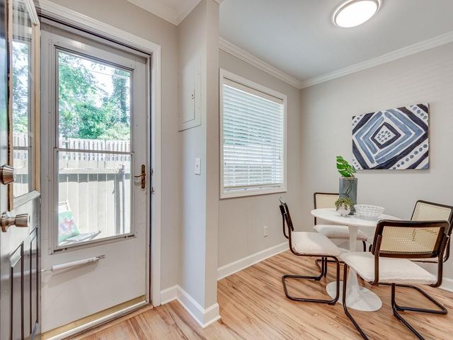 2232 Dunseath Avenue NW 414, Atlanta, GA 30318