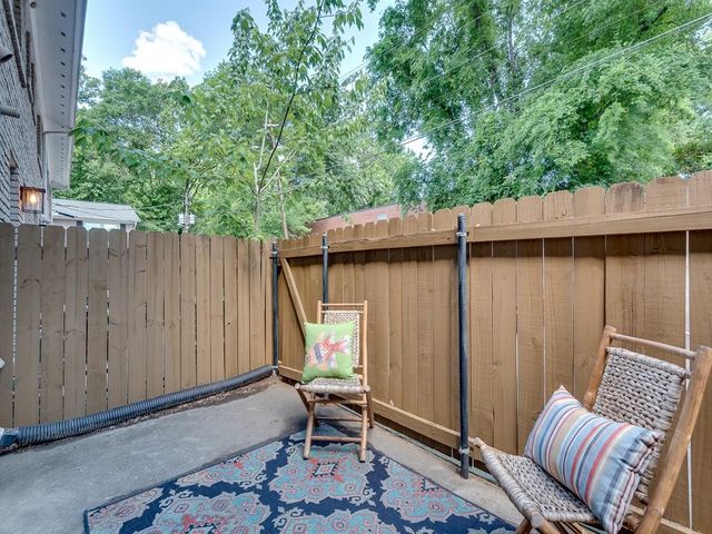 2232 Dunseath Avenue NW 414, Atlanta, GA 30318