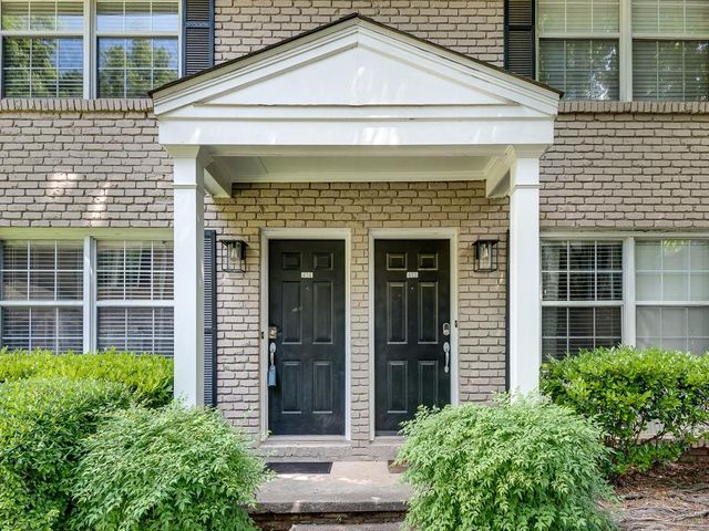 2232 Dunseath Avenue NW 414, Atlanta, GA 30318