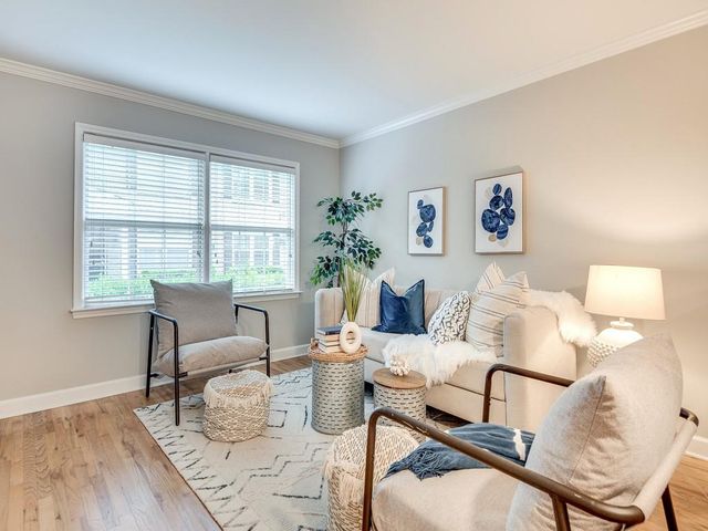 2232 Dunseath Avenue NW 414, Atlanta, GA 30318