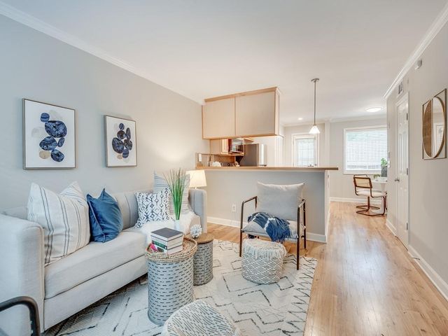 2232 Dunseath Avenue NW 414, Atlanta, GA 30318