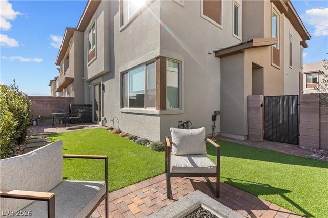 692 Echelon Street, Las Vegas, NV 89138