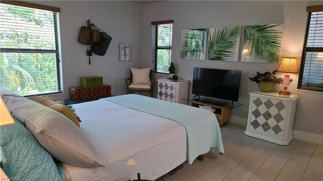 111 Bahama AVE, Marco Island, FL 34145