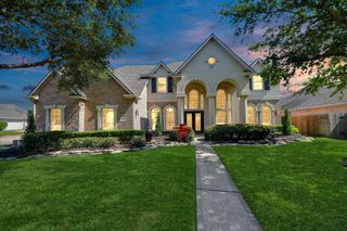 17314 Pinecreek Hollow Lane, Houston, TX 77095