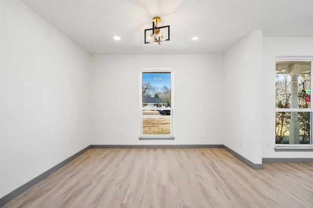 6646 Bayou View Drive, Houston, TX 77091