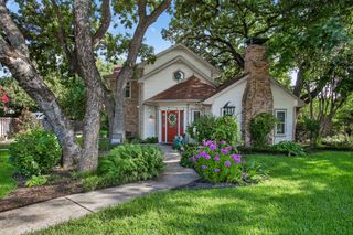 622 Arbor Court, Highland Village, TX 75077