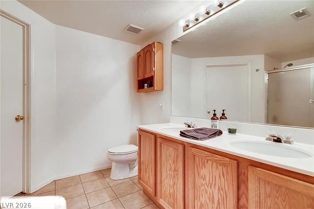 2053 Jade Creek Street 206, Las Vegas, NV 89117