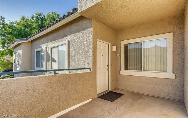 2053 Jade Creek Street 206, Las Vegas, NV 89117