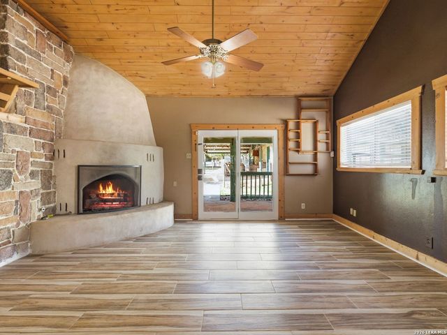 9035 Fair Oaks Parkway, Boerne, TX 78015