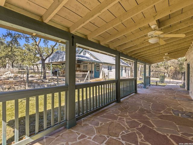 9035 Fair Oaks Parkway, Boerne, TX 78015