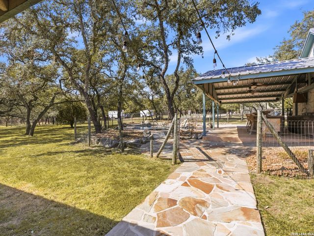 9035 Fair Oaks Parkway, Boerne, TX 78015