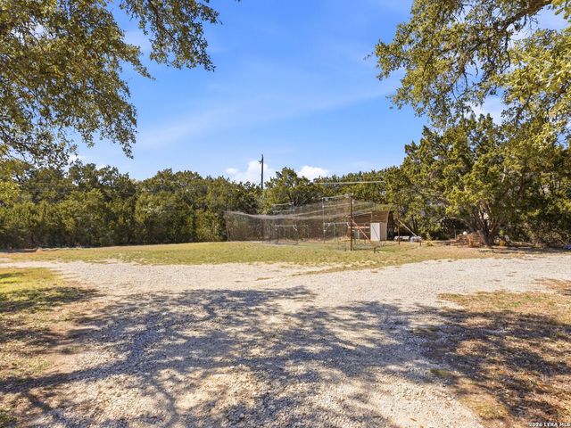 9035 Fair Oaks Parkway, Boerne, TX 78015