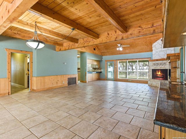 9035 Fair Oaks Parkway, Boerne, TX 78015