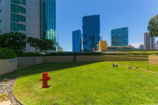 1288 Ala Moana Boulevard 8A, Honolulu, HI 96814