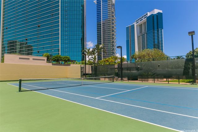 1288 Ala Moana Boulevard 8A, Honolulu, HI 96814