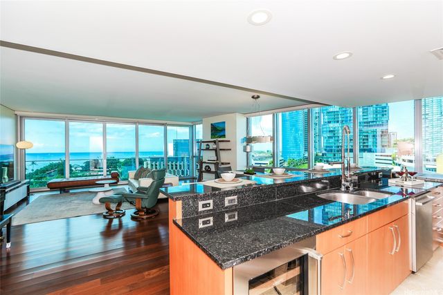 1288 Ala Moana Boulevard 8A, Honolulu, HI 96814