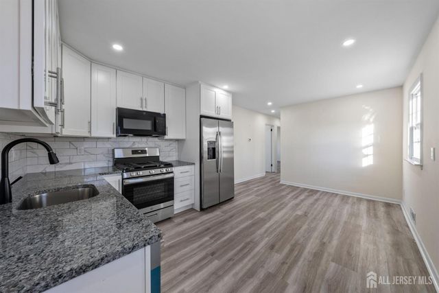 2512 Maple Avenue, South Plainfield, NJ 07080