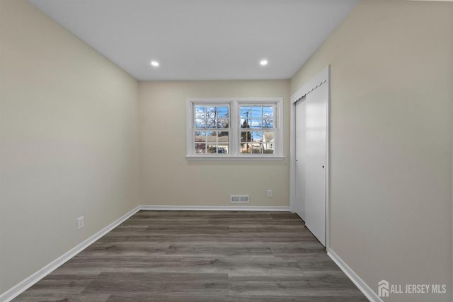 2512 Maple Avenue, South Plainfield, NJ 07080