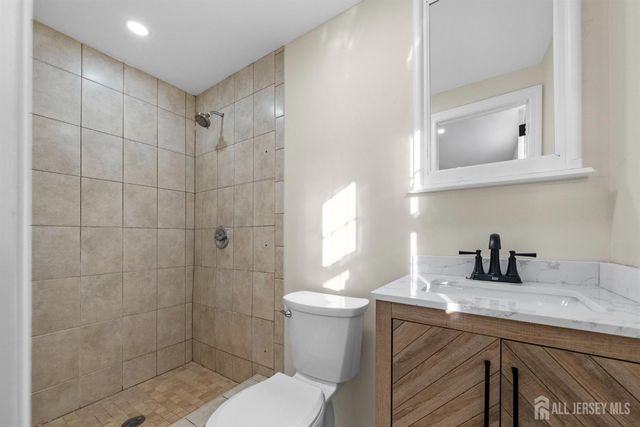 2512 Maple Avenue, South Plainfield, NJ 07080