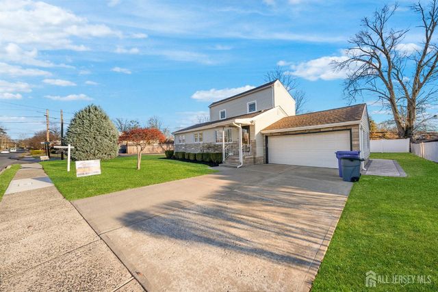 2512 Maple Avenue, South Plainfield, NJ 07080