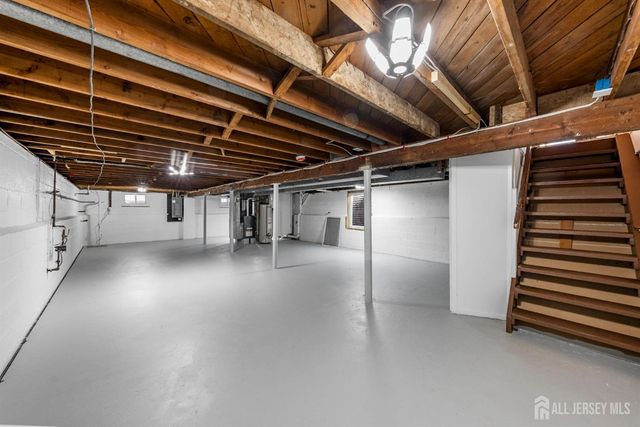 2512 Maple Avenue, South Plainfield, NJ 07080