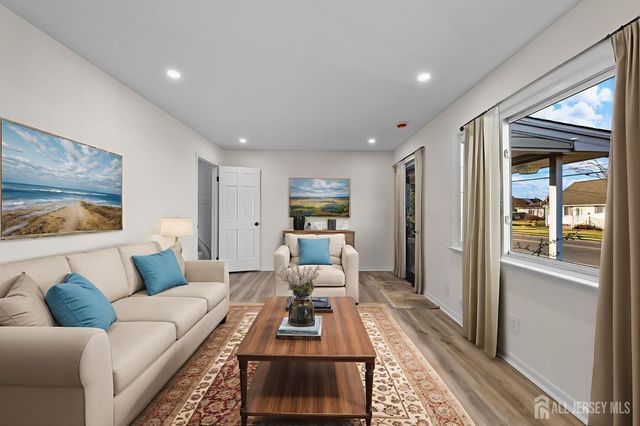 2512 Maple Avenue, South Plainfield, NJ 07080