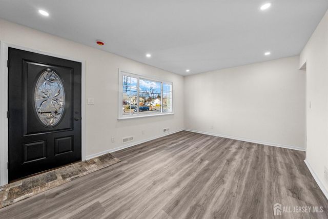 2512 Maple Avenue, South Plainfield, NJ 07080