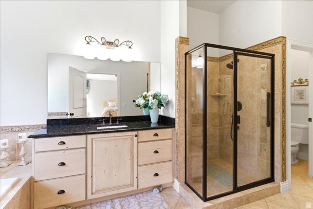 Image 22 of property listing at 513 N PEACEFIELD DR, Layton, UT 84040